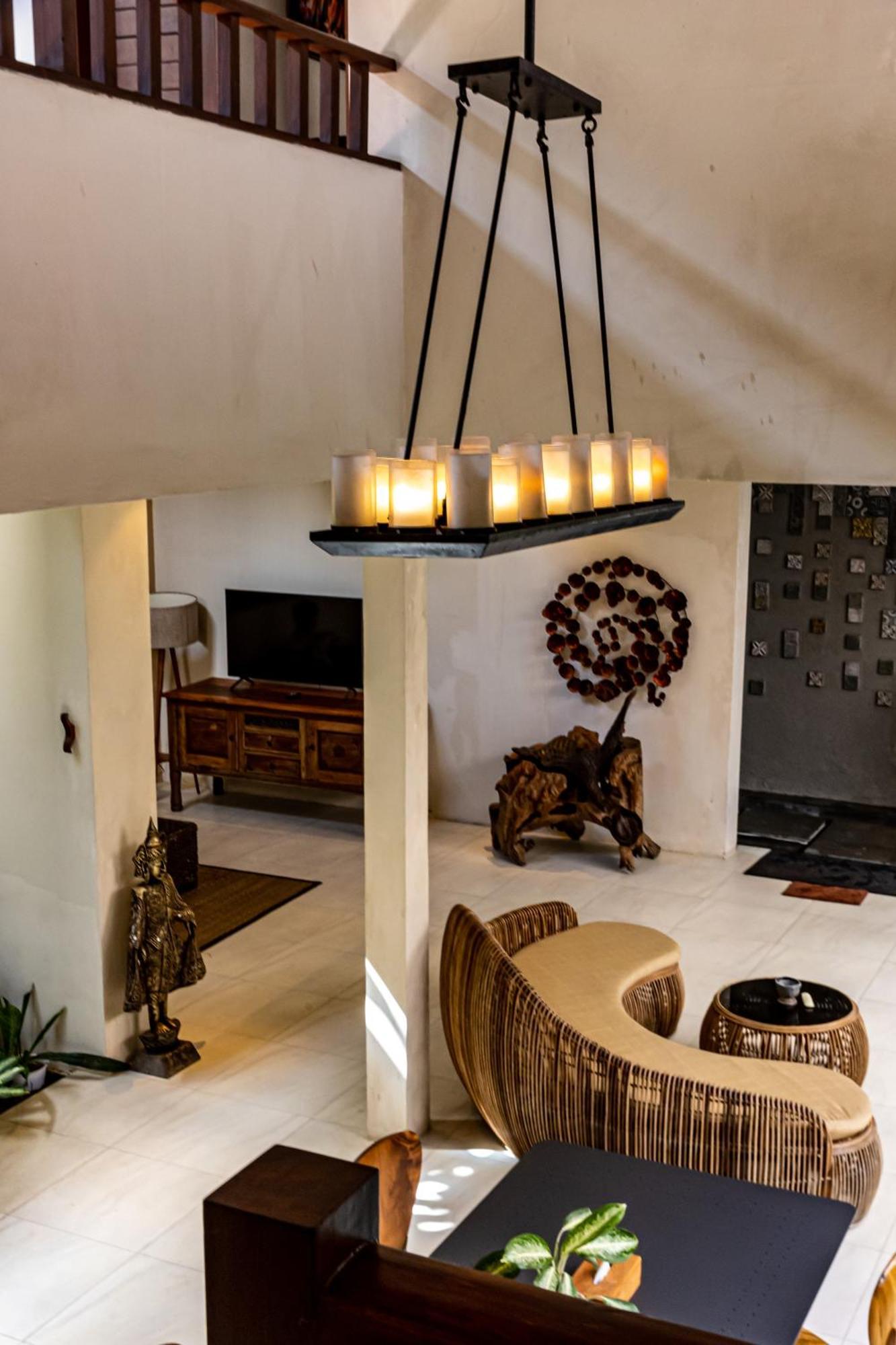 Villa La Rose And Camp Canggu (Bali)